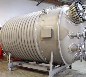 مراحل طراحی و ساخت راکتور تیتانیوم